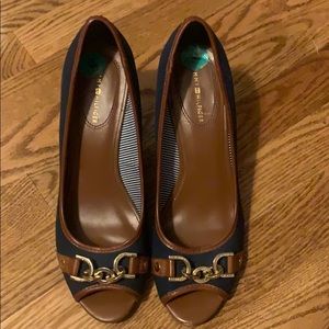 Tommy Hilfiger navy wedges with gold details